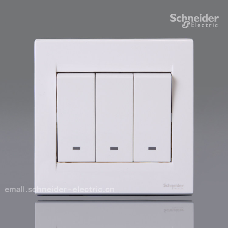 Schneider Wizard E1500 - LED 10A 250V Triple - controlled switch