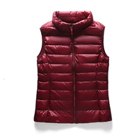 Бордовый жилет