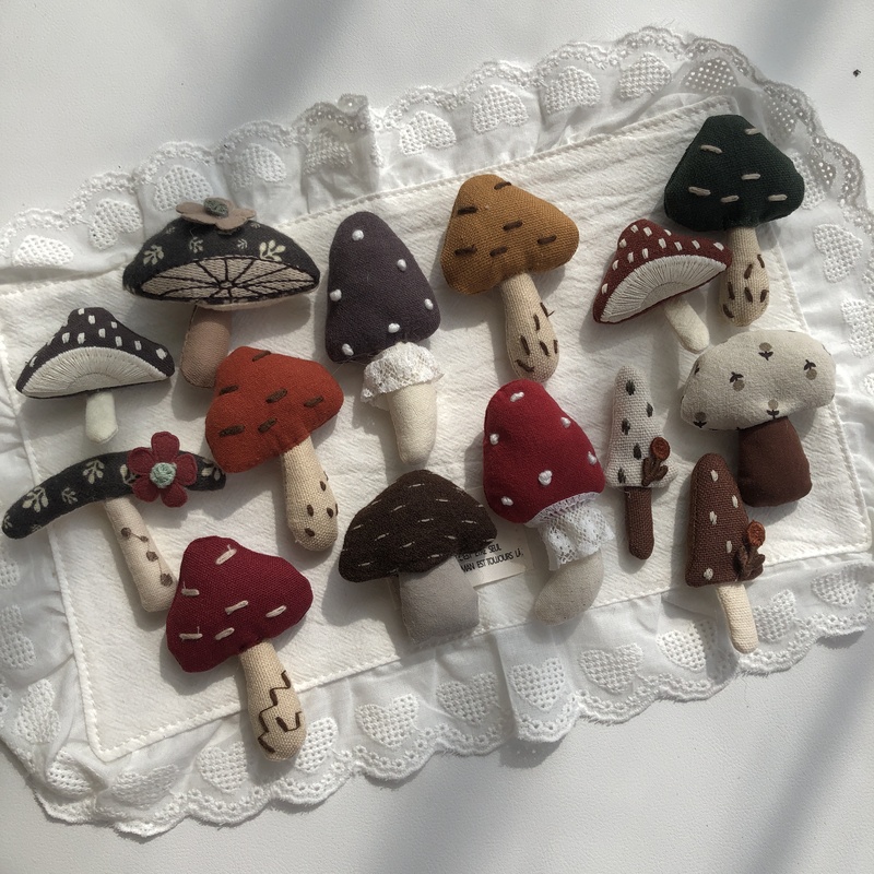 Forest-Style Handmade Fabric Cute Little Mushroom Brooch