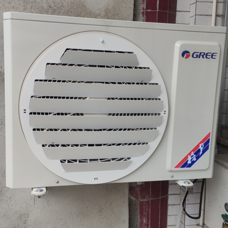 Air Conditioner Outdoor Unit Wind Deflector to Prevent Direct Blowing, Change Wind Direction, Stainless Steel Louver Wind Deflector, No Drilling Required for Installation