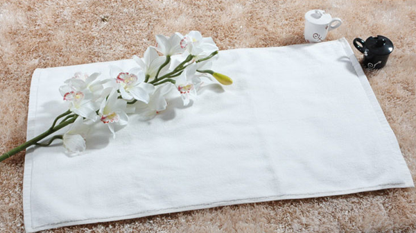 Hotel land towel household goods beauty cotton white towel floor towel can be customized embroidered LOGO