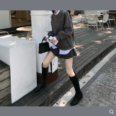 Sweater women's loose Korean version dark grey 2020 autumn / winter college wind white shirt high waist pleated skirt three piece set