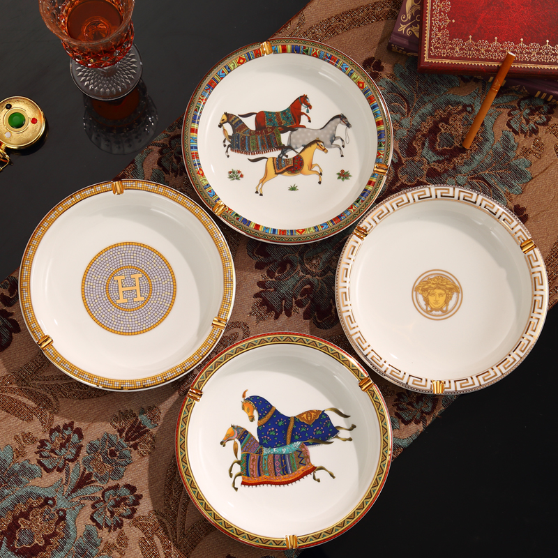 Eurostyle Ceramics Large smoking Ashtray Creative Personality Men's Home Living Room Tea Table desk Desk Desk Pendulum