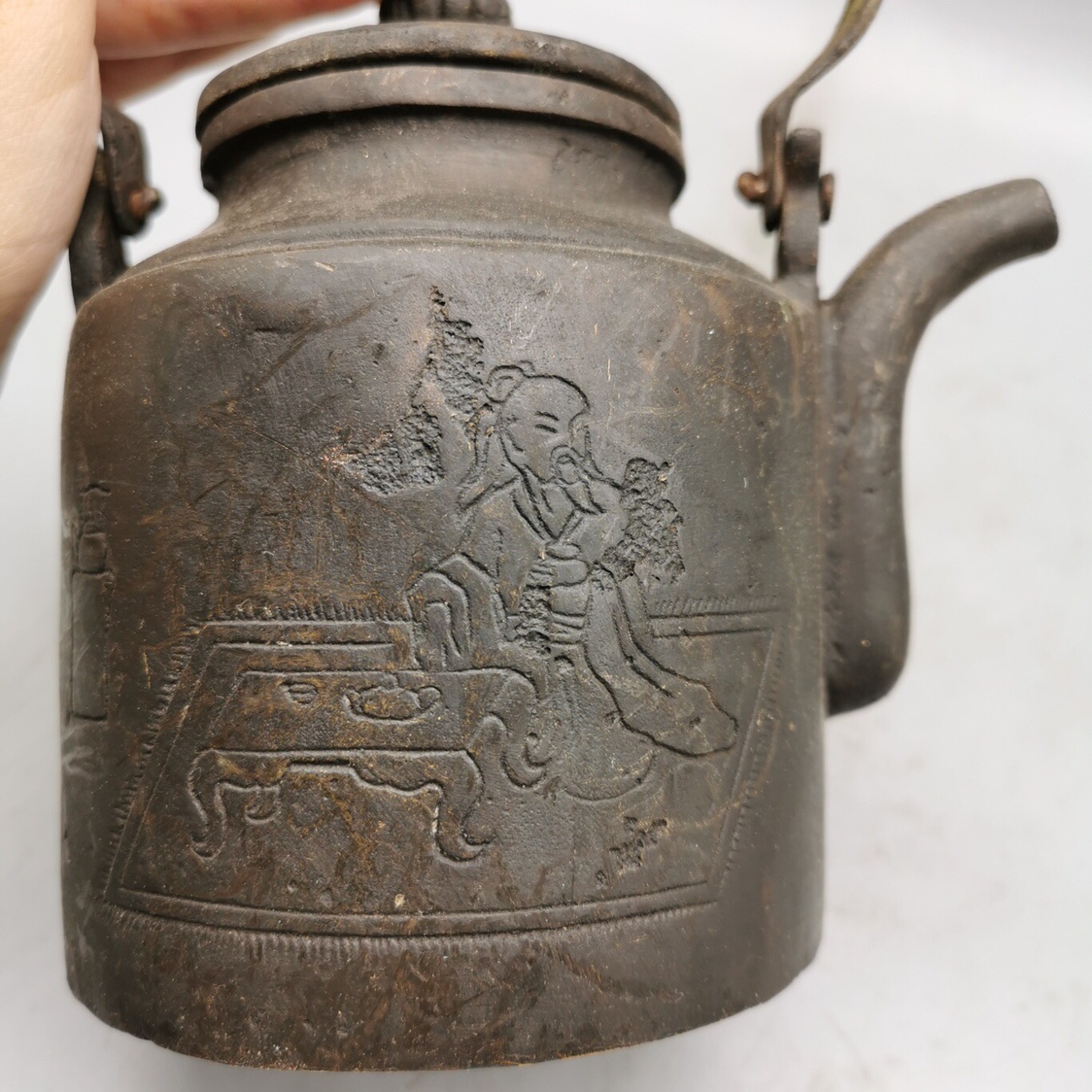 Retro ancient gameplay bronze ware collection of copper teapot 