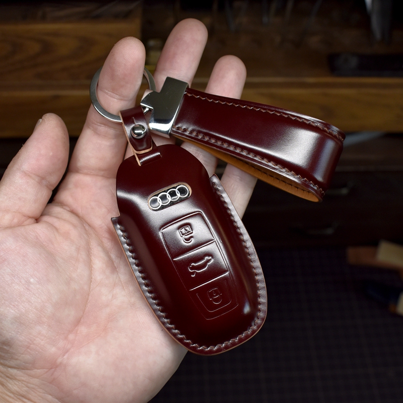 Audi Cordovan Leather Handmade Key Bag Reindeer Handmade Car Key Cover Suitable for A4A6Q567E-Tron, Etc