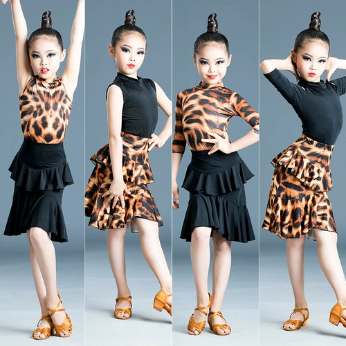 Профессиональный латиновый танцевальный спектакль соревнований по уходу за девчонками полагает, что детская одежда для детей и девочек тренировочная танцевальная юбка Новый набор