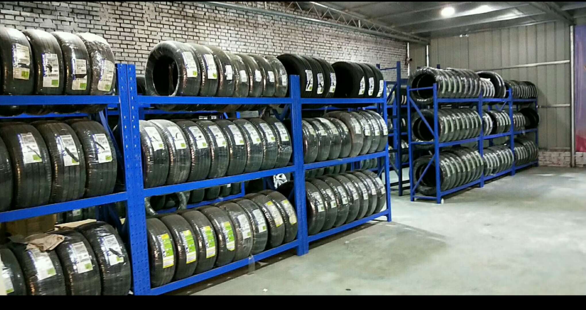 [USD 40.76] car tire display rack warehouse rack automotive supplies