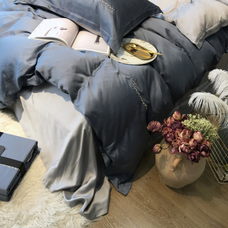 Màu đơn giản 80 đôi hai mặt Tencel mùa hè mượt mà ngủ nude chữ thêu - Bộ đồ giường bốn mảnh bộ ga gối everon