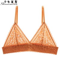 Рыжий бюстгалтер