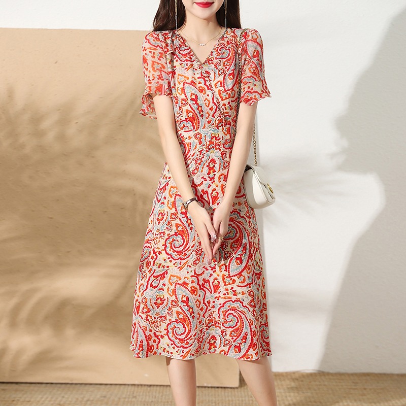Brand fitted brace, shiffon dress, skirt