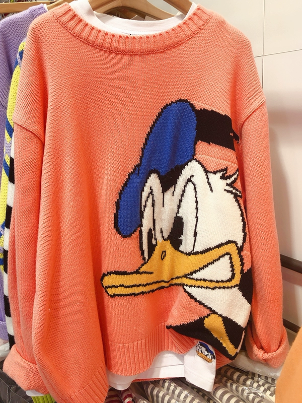 KK Hàn Quốc Dongdaemun mua sắm Disney lỏng Donald Duck hoạt hình Áo len dệt kim mặc ngoài 2019 quần áo mùa thu đông - Áo len