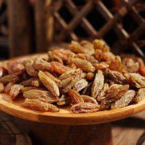Xinjiang Turpan specialty raisins 500 grams of extra-large Arctic King raisins without sand and leave-in