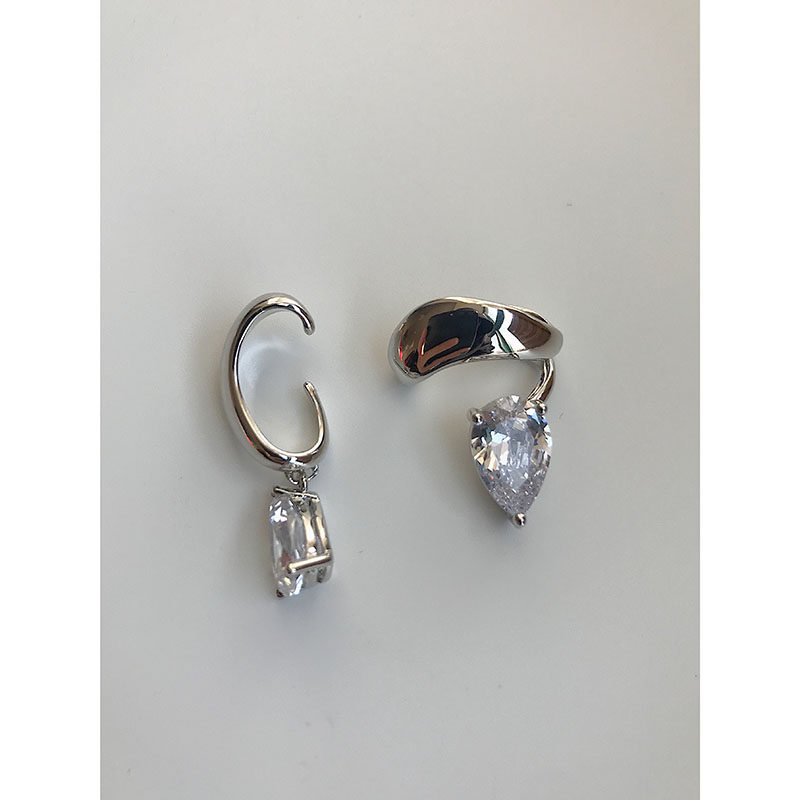 Aunt White 124 fashionable personality asymmetric droplets zirconium ear frame brass plated gold ear decoration