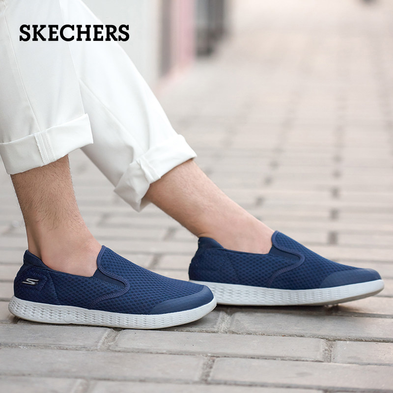 53780 skechers