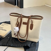 Белый орнамент коричневого полоса