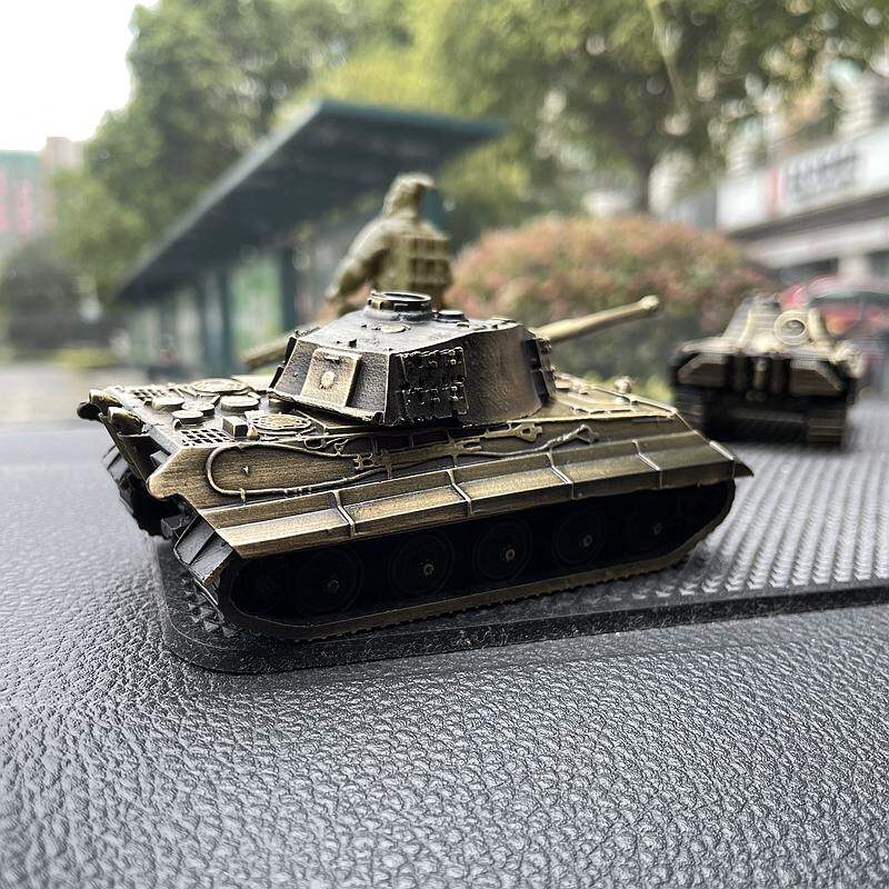1:72 WW II Germany The King Tiger Heavy Tank Model All-metal