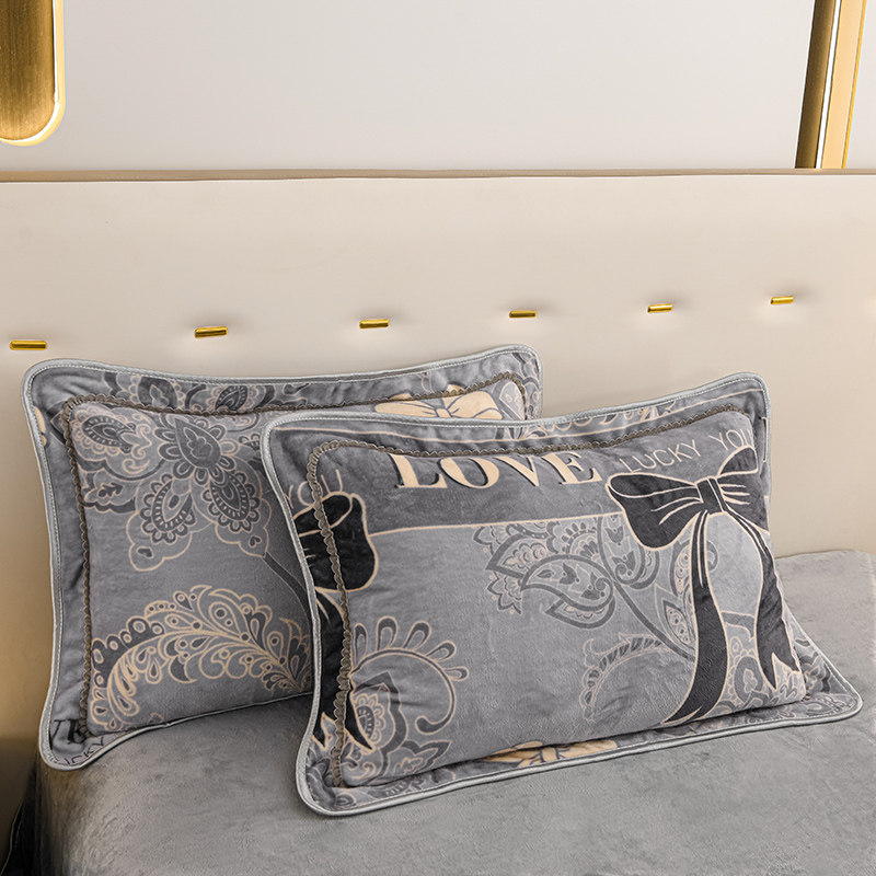 Fleece-Lined Milk Velvet Four-Piece Set 2025 New Winter Thickened Double-Sided Coral Fleece Duvet Cover Bed Flannel Bed Skirt