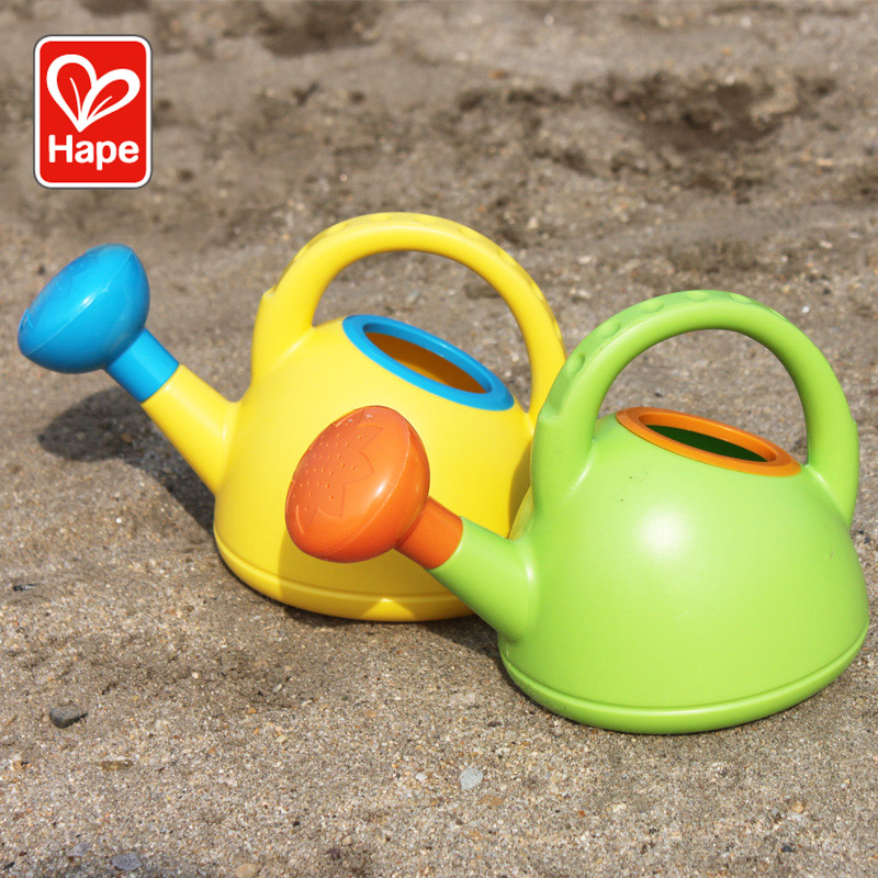 Hape Baby bath toy Baby beach water play toy Play with sand Children sprinkler play with water 700ml