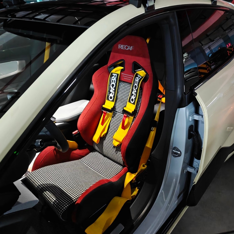 New Sr7 Limited Edition Red Suede Houndstooth Racing Seat Car Seat Kk100Gk Ergonomic