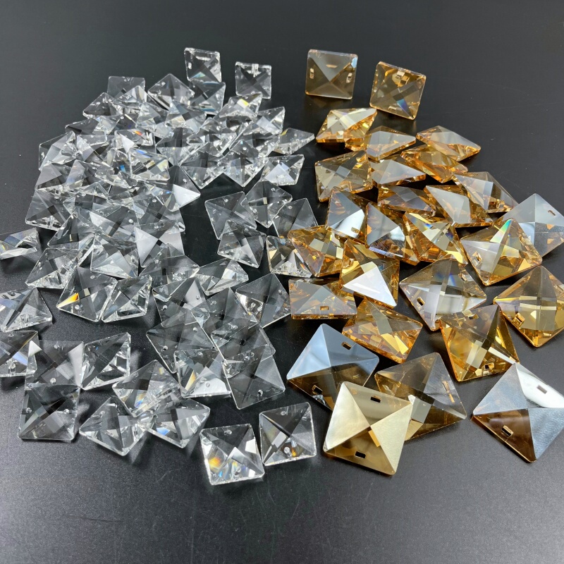 Machine-Made Crystal Square Beads, Crystal Lighting Accessories, Loose Beads, DIY Materials, Bead Curtains, Entrance Partitions, Wedding Decorations Machine-Made Crystal Square Beads, Crystal Lighting Accessories, Loose Beads, DIY Materials, Bead Curtains, Entrance Partitions, Wedding Decorations