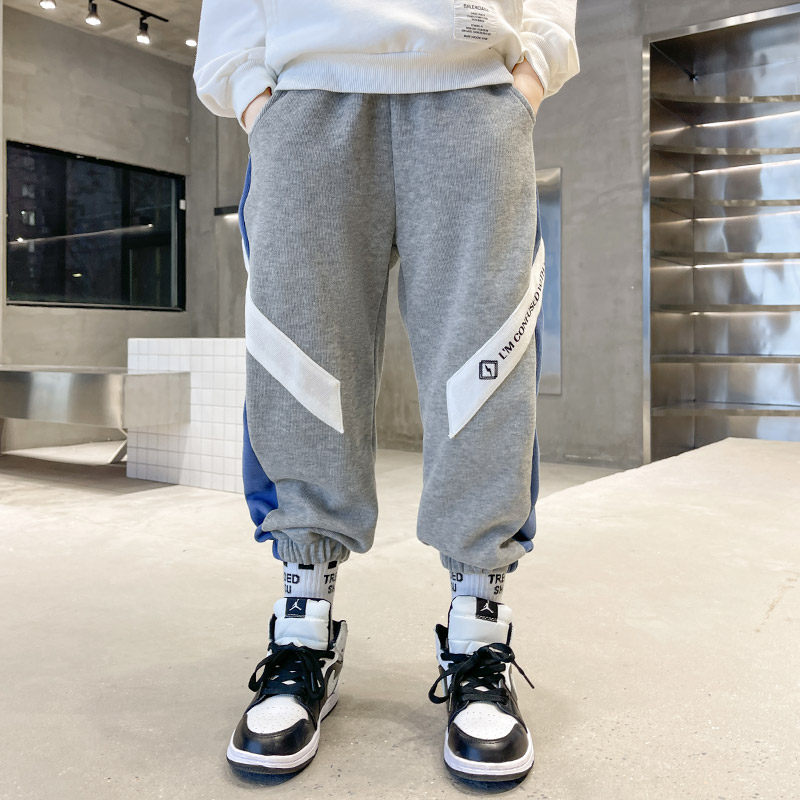 Boys' sweatpants 2022 spring and autumn new children's fashion sweatpants medium and large children's clothing pants loose Western style all-match boys