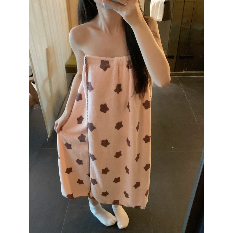 Japanese Cute Towel with Magic Tape, Wearable and Wrapable, Skin-Friendly Bath Towel, Absorbent and Quick-Drying, Five-Pointed Star Bath Skirt for Girls