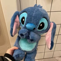 Стоя в кукле Studi (подлинные уши живота могут двигаться около 32 см в длину