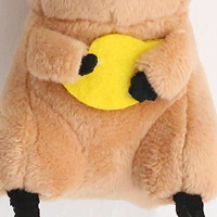 Золотую подвеску с изображением коалы невозможно снять.