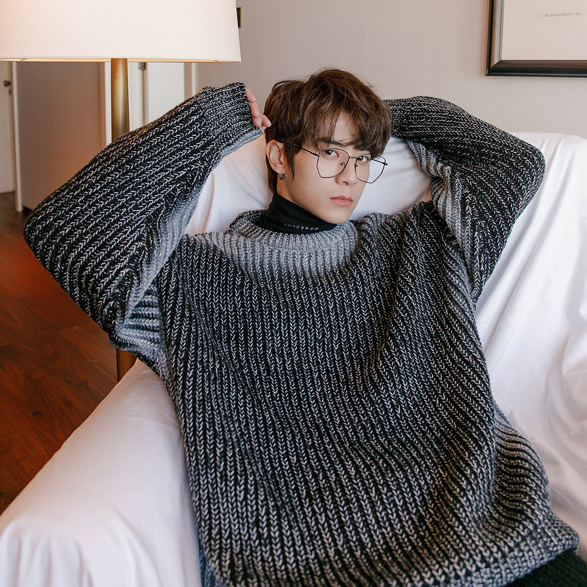 CHICERRO Sicilian men's clothing Gradual Layer Color Dabbed Sweater Male Round Collar Loose sleeve Casual Stitch Weaselwear Jacket