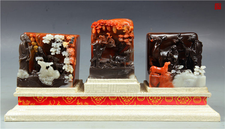Old sex colorful carving Lao country cinnabar frozen big seal a set of spirit deer listening to Zen Zhu Guoqin