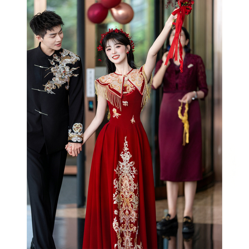 Embroidered High-End Heavy-Duty Gown for the Bride, Engagement Dress, 2026 New Model, Large Hem for the Wedding Ceremony and Return Home Banquet