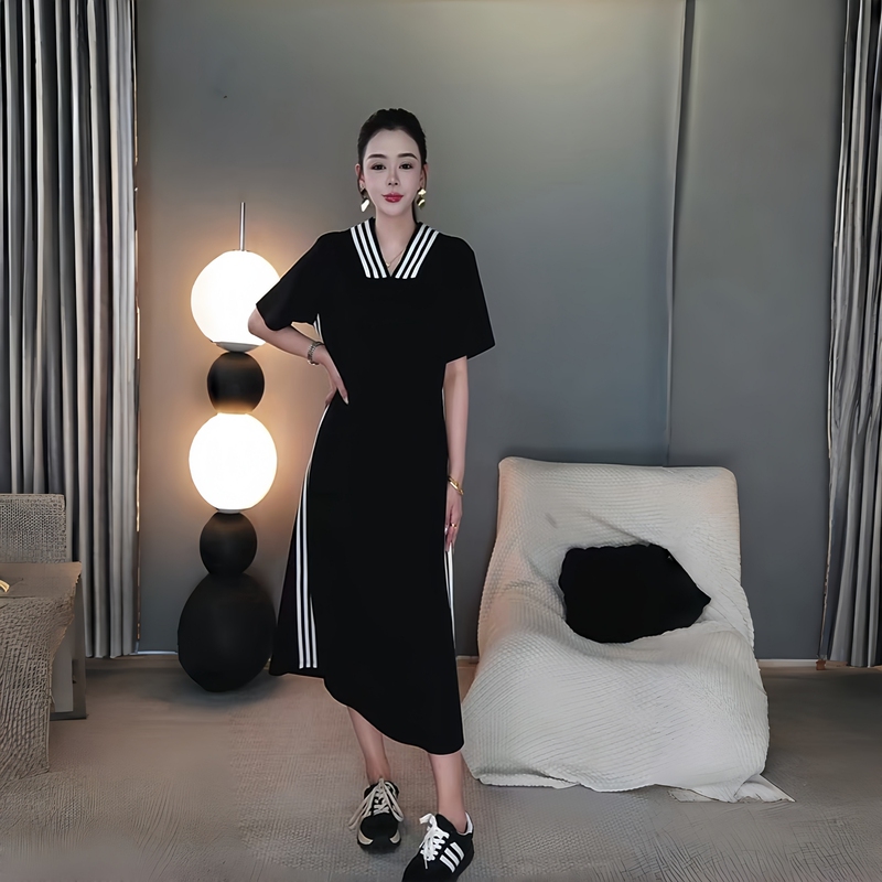 Plus Size Women's Summer New Style Casual Hooded Sweatshirt V-Neck Lazy Style Dress Black Long Skirt