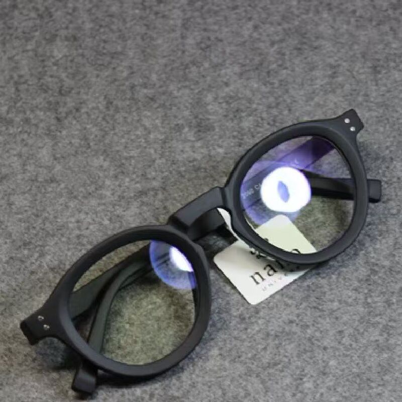 Japanese Trendy Vintage Round Frame Glasses for Men and Women, Retro Fashion Personality Anti-Blue Light Radiation Flat Glasses