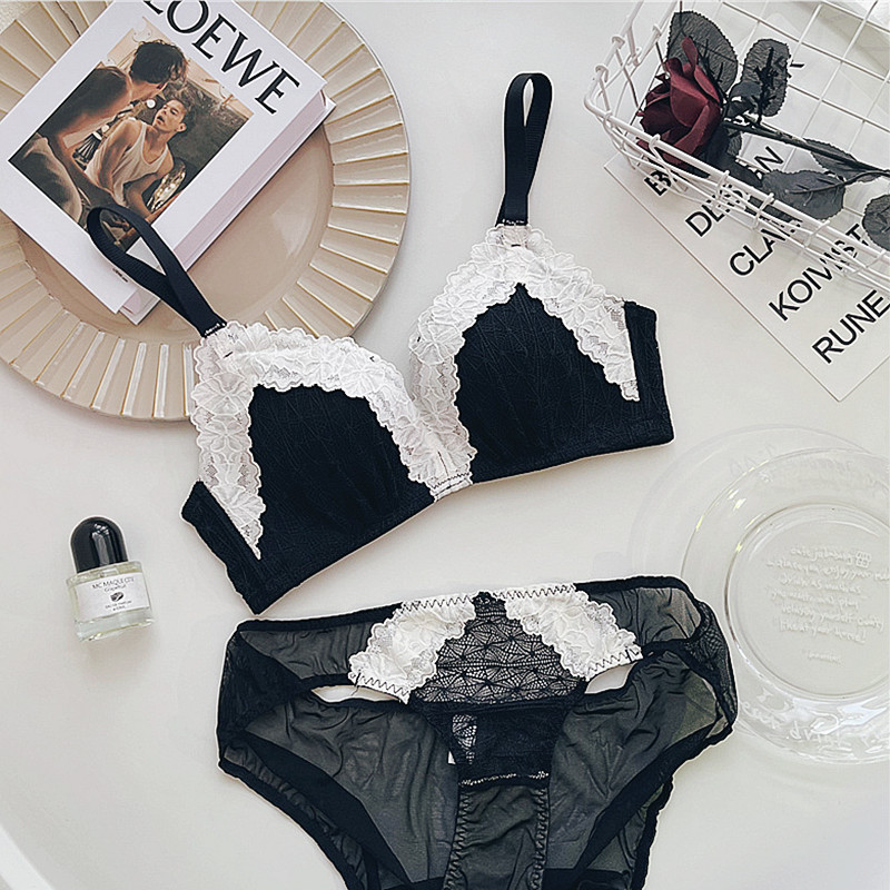 Retro Pharma-style palace lingerie women coalscede with no steel ring soft and anti-outward expansion of the side-of-the-milk side closedown underwear suit