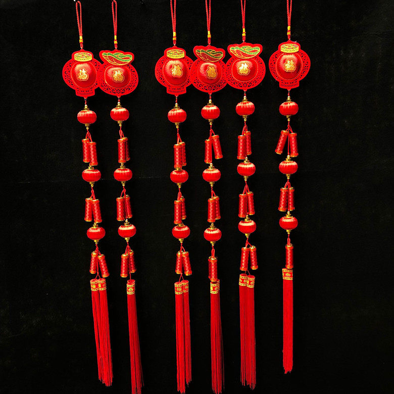 Palace lantern pendant new house Spring Festival firecracker string New Year blessing word living room Chinese knot Chinese New Year lantern string New Year decoration