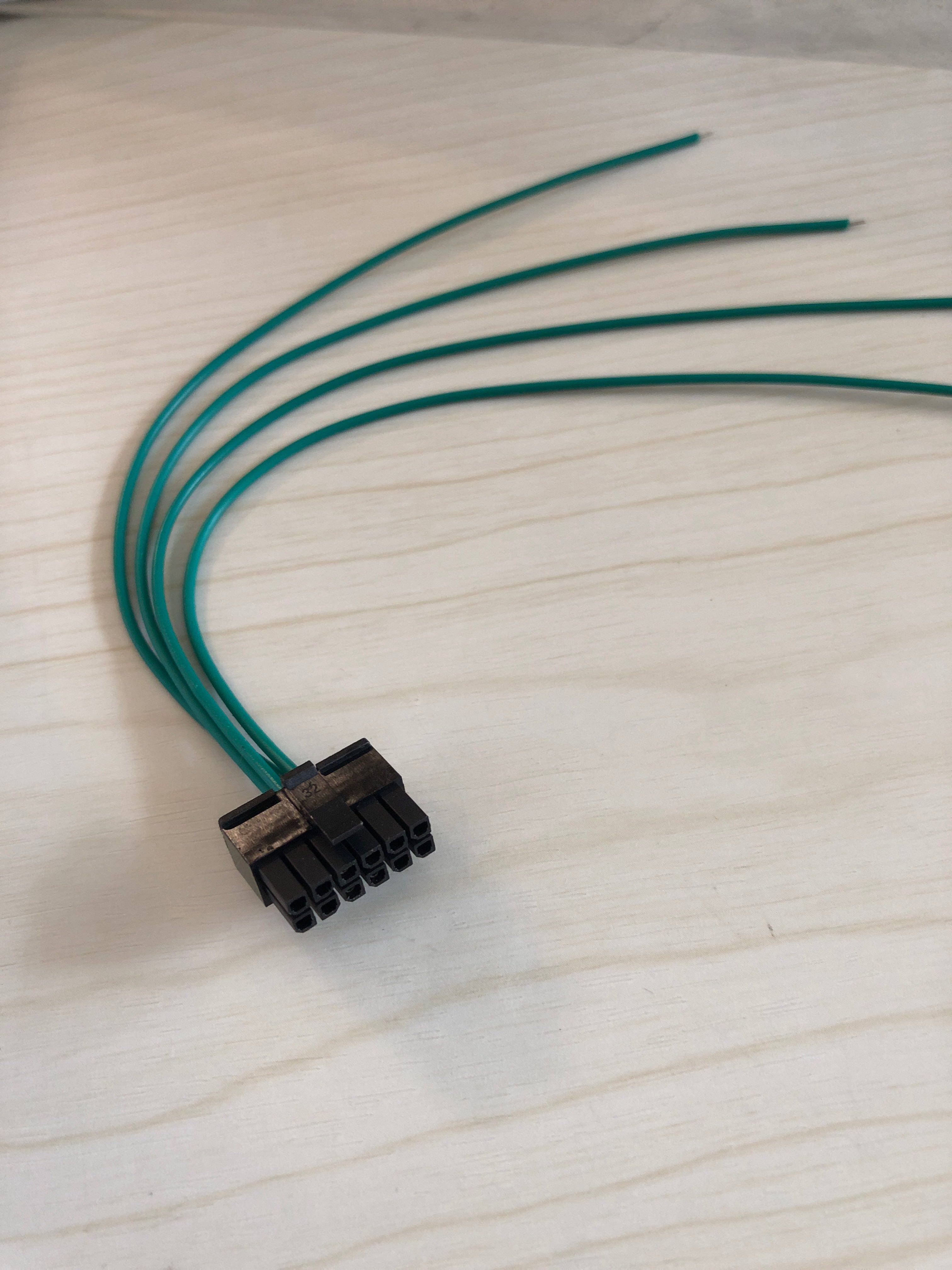 Onboard Video Recorder IO Wire Reversing Direction Light Control Line Four-Way Monitor Recorder Single Picture Switching Plug