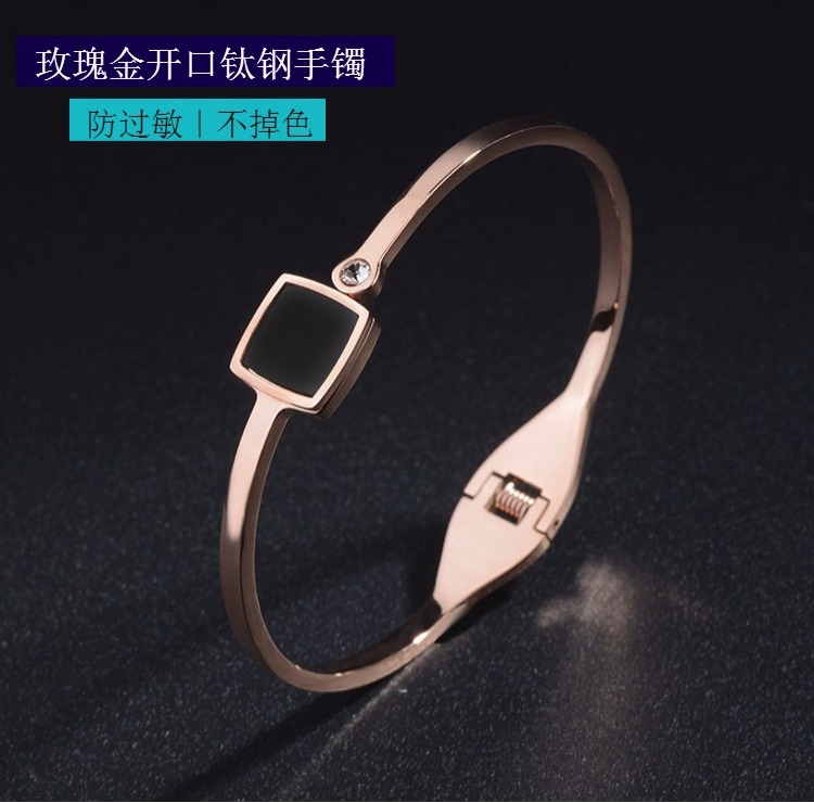 Không phai màu vàng hồng đen hình học kim cương hình vuông Vòng đeo tay bằng vàng 18K trang sức bằng thép titan phiên bản Hàn Quốc - Vòng đeo tay Clasp vòng gỗ huyết rồng