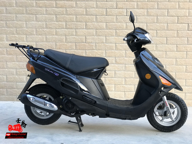 Gốc second-hand Suzuki Neptune xe máy của phụ nữ Suzuki bốn thì scooter 125c nhiên liệu xe du lịch