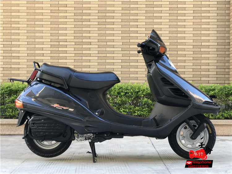 Thứ hai- tay nhập khẩu honda lớn cá mập xe gắn máy 125cc xe tay ga nhập khẩu cá mập lớn du lịch nước lạnh chân phanh xe