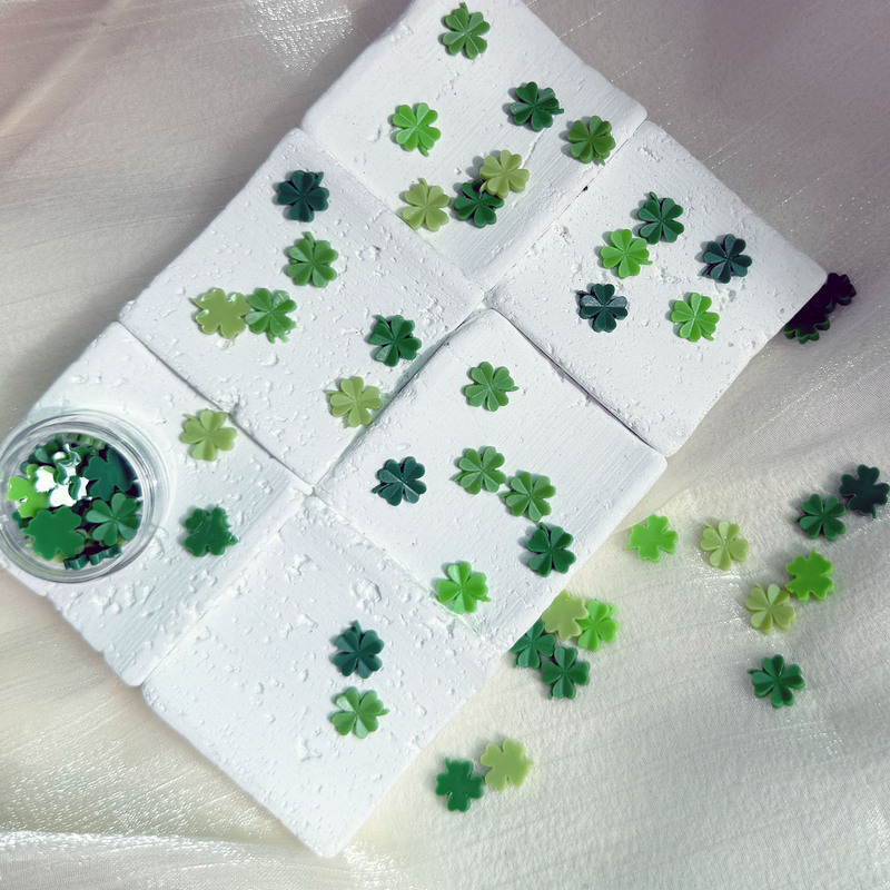 Simulated Four-Leaf Clover Nail Art Accessories, Green Three-Dimensional Four-Leaf Clover Resin Patches, DIY Earrings, Nail Accessories