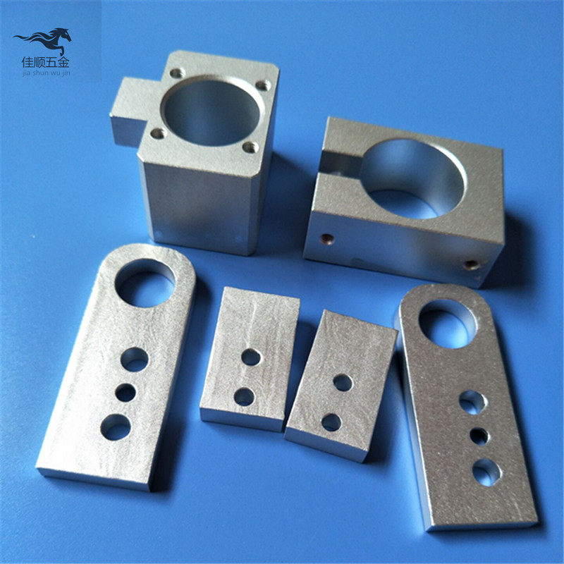 Mechanical hardware aluminum parts CNC computer Gong CNC metal parts to drawing shell aluminum plate custom aluminum alloy processing