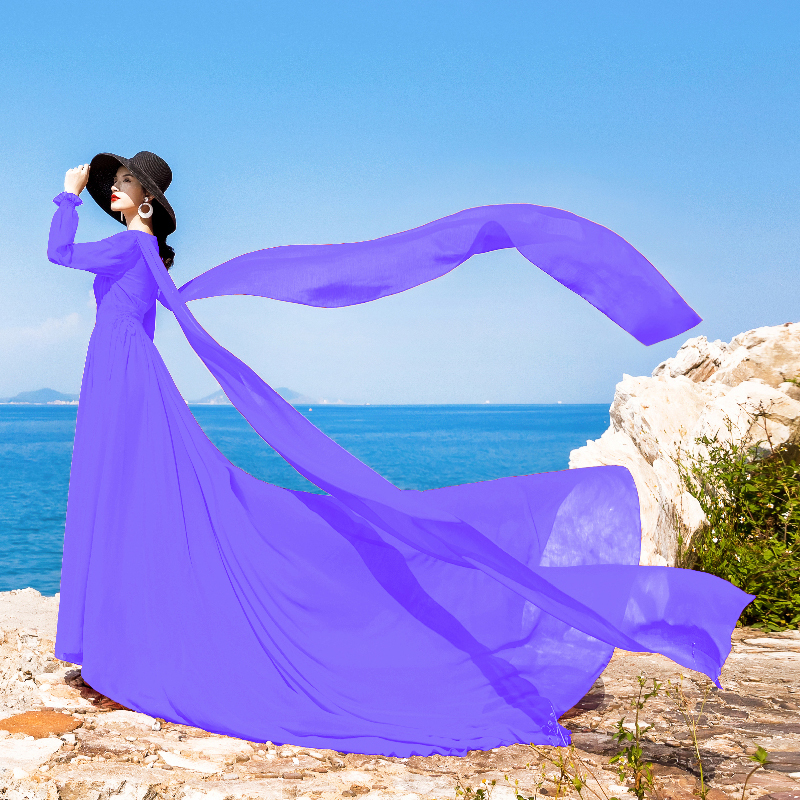 Beautiful Retro Violet Chiffon V-Neck Dress for Women When Traveling and Taking Photos, Chic and Stunning Long Skirt with a Large Hem