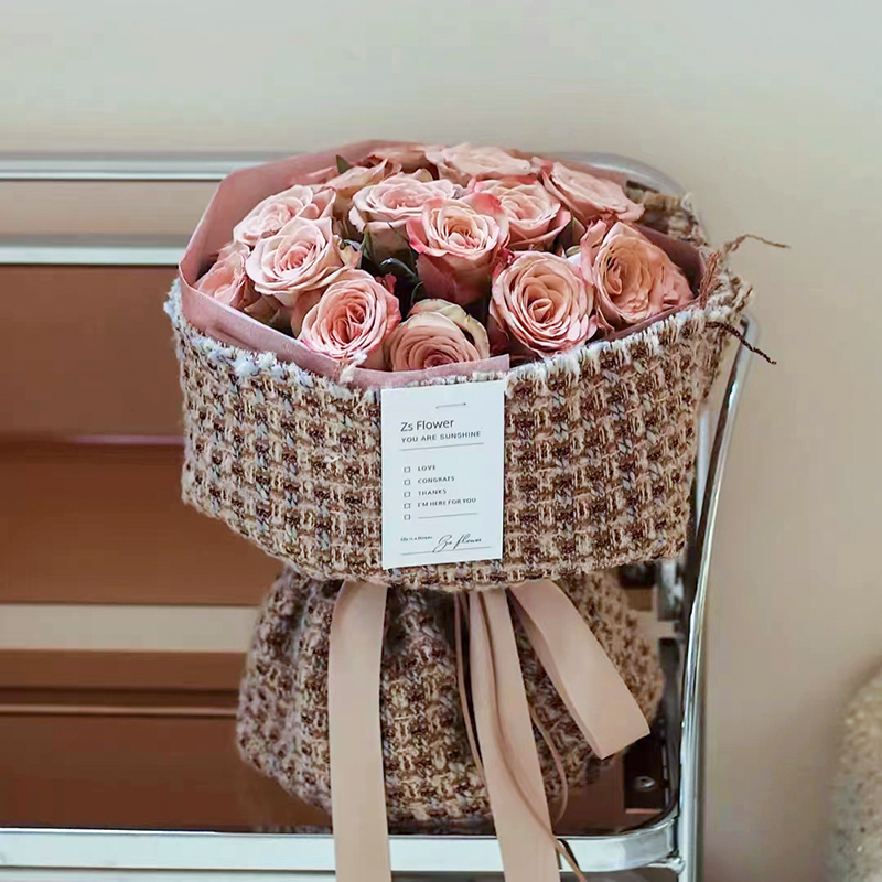 Fashion Little Fragment Fashion Flower Bouquet Packaging Paper Advanced Luxury Flower Shop