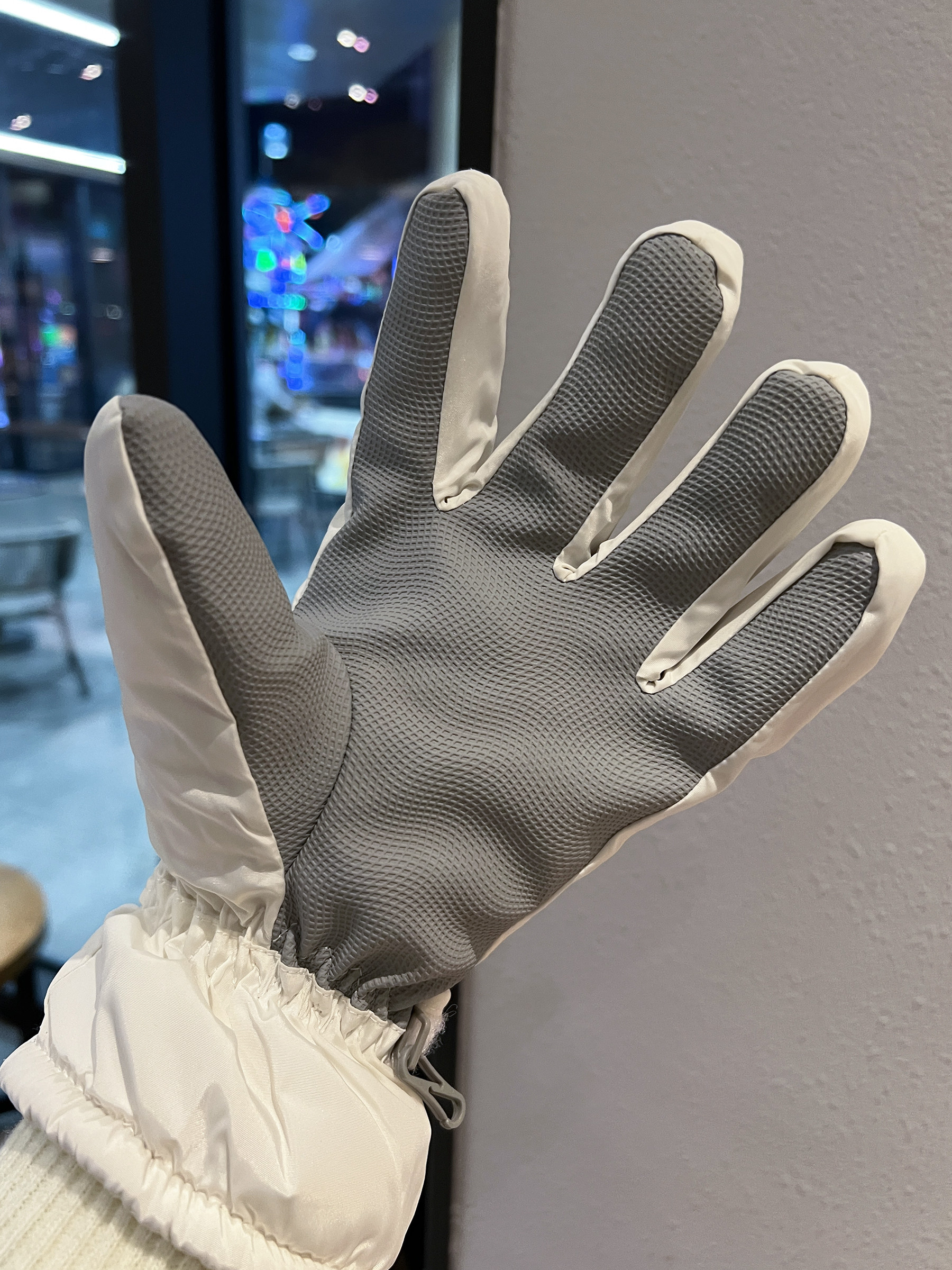 Cute Cartoon Touchscreen Ski Gloves for Women, Winter Warm, Windproof, Cold-Proof, Water-Repellent, for Cycling Electric Bikes, Fleece-Lined and Thickened