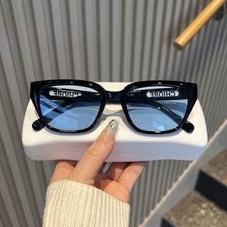 Trendy and Stylish Light Blue Sunglasses for Women, High-End Fashion Polarized Sunglasses for Men, Light-Colored Glasses for Driving