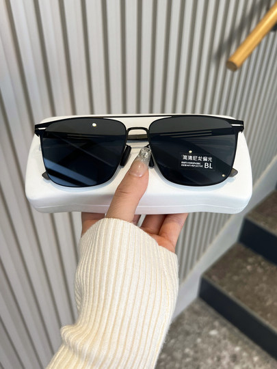 2025 New Polarized Sunglasses for Men Drivers Personality Trendy Big Face Sunglasses Double Beam Driving Special Glasses for Fishing