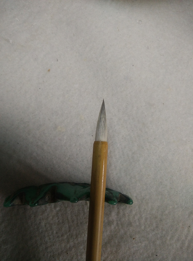 Excellent quality plus small white cloud in ink and guest countryside