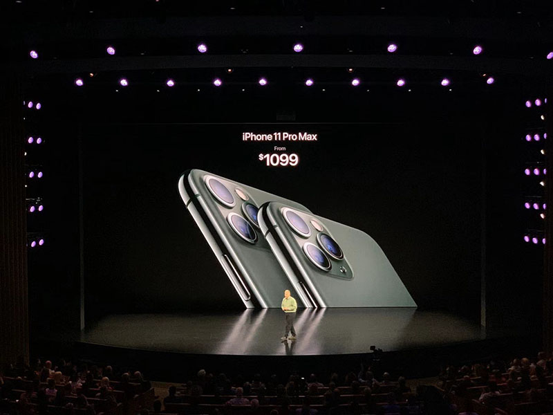 iPhone11来了!“浴霸”被疯狂吐