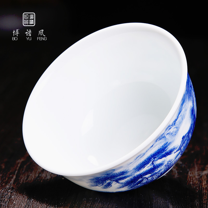 His affection new one Wang Chenfeng teacups hand - made ceramic pressure hand cupped jingdezhen blue and white landscape master cup sample tea cup