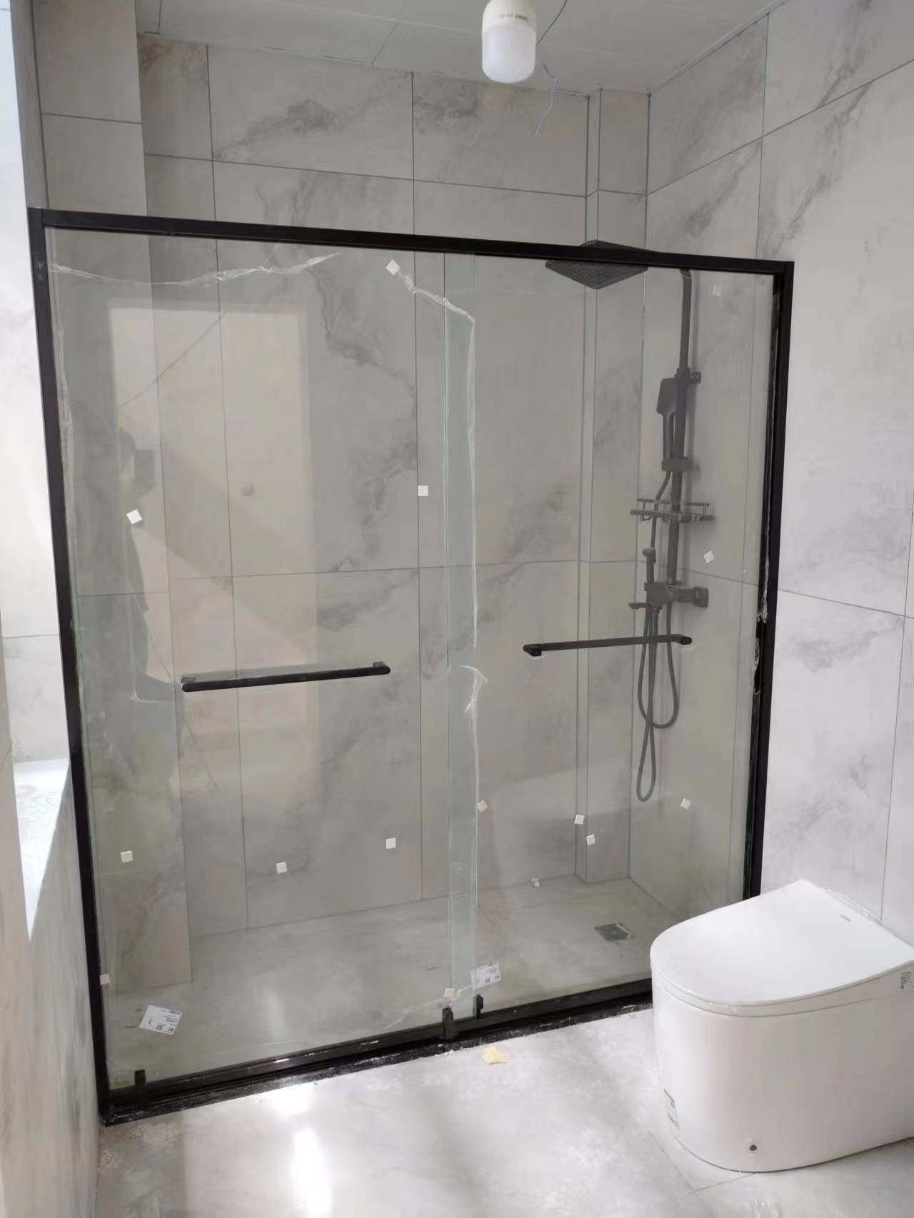 Chengdu Ultra-Narrow Shower Enclosure Straight-Line Arc-Shaped Diamond-Shaped T-Shaped L-Shaped Shower Partition Glass